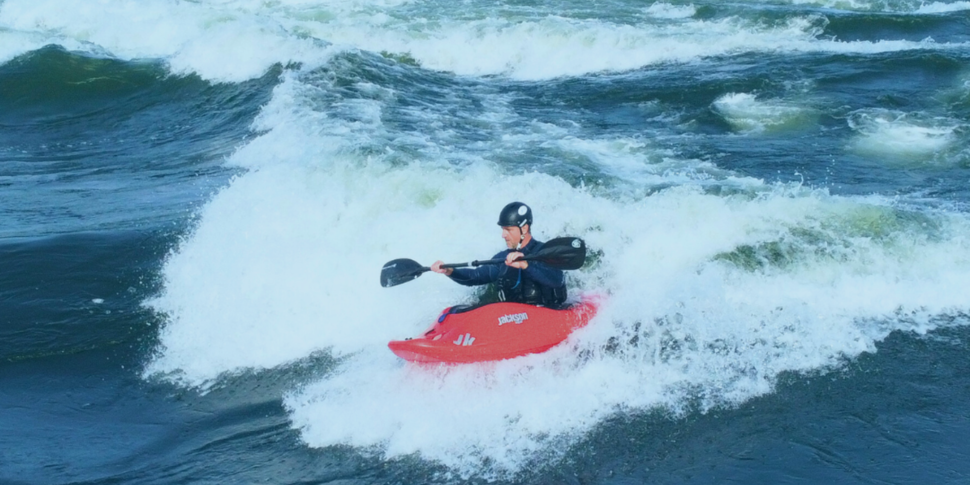 Charger la vidéo : Philippe Lavallée montage kayak - highlight reel 2010-2020
